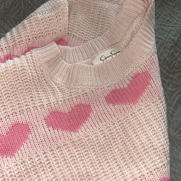 Jessica Simpson heart sweater - Picture 3 of 3